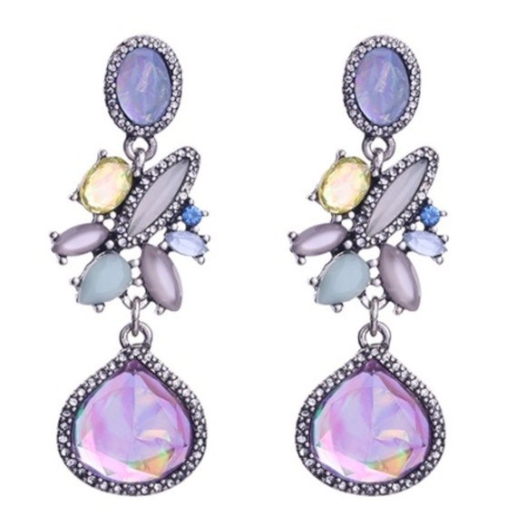 ⬇️$67 Antique  Statement Earrings & Bracelet Set - Picture 2 of 6